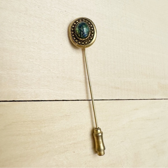 Vintage Dragons Breath Stickpin Golden Jelly Opal Victorian Raised Relief - Picture 2 of 10